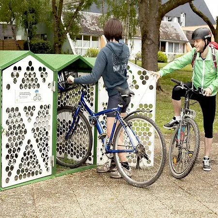 Ethic Etapes Lac De Maine